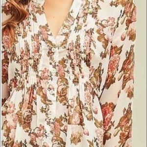 💛Sheer Floral Button Blouse